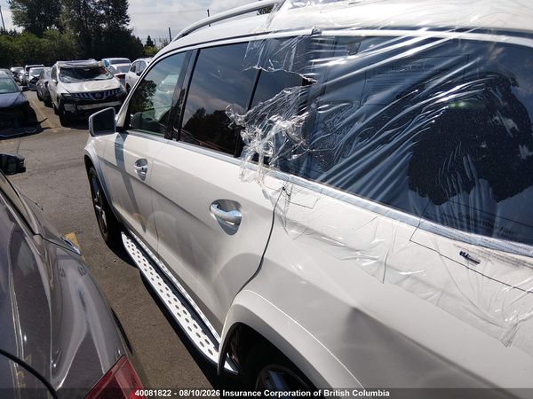 2015 MERCEDES-BENZ GL 350 BLUETEC — I12