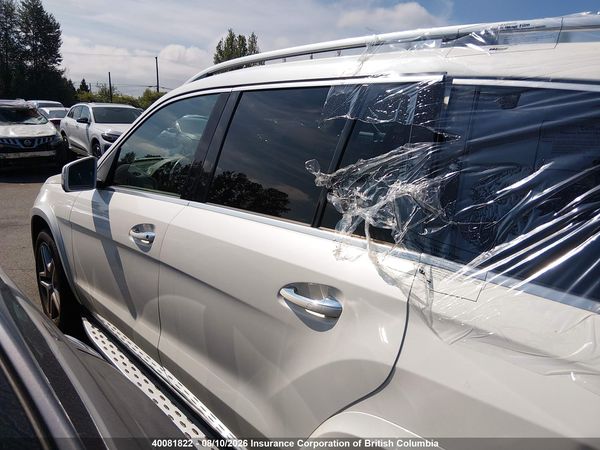 2015 MERCEDES-BENZ GL 350 BLUETEC — I15