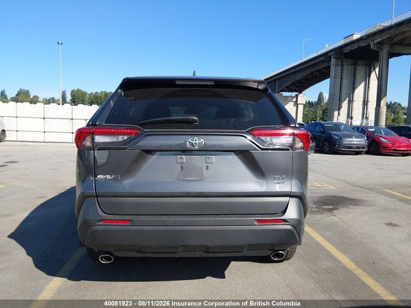 2022 TOYOTA RAV4 XLE/XLE PREMIUM