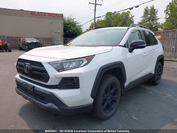 2020 TOYOTA RAV4 Adventure