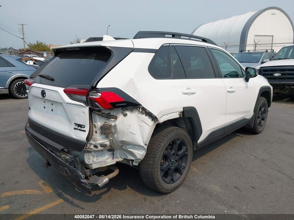 2020 TOYOTA RAV4 Adventure