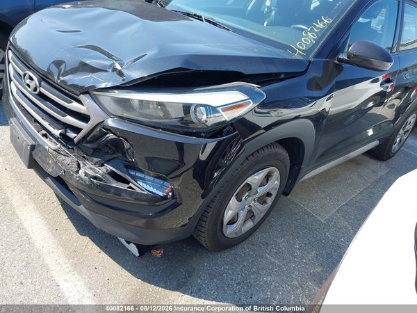 2017 HYUNDAI TUCSON SE — I2