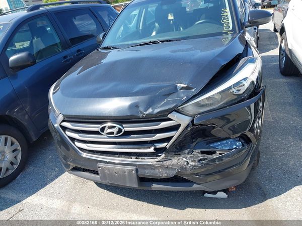 2017 HYUNDAI TUCSON SE — I12