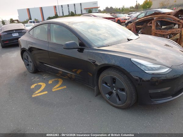 2021 TESLA MODEL 3 — I14