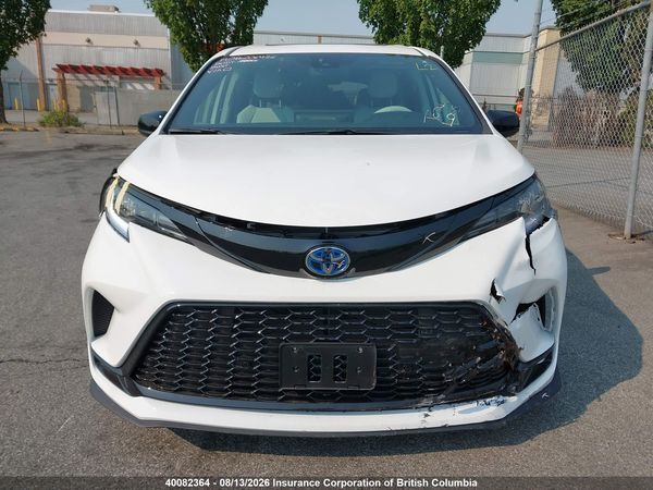 2025 TOYOTA SIENNA LE/XSE/LIMITED/PLATINUM