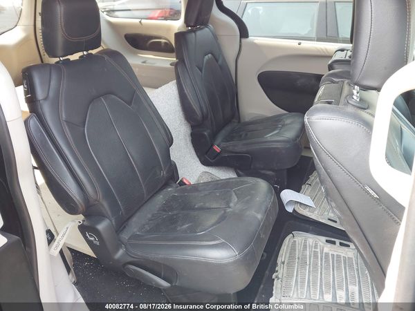 2018 CHRYSLER PACIFICA TOURING L PLUS — I8