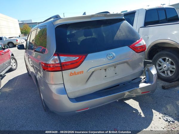 2018 TOYOTA SIENNA LE — I3