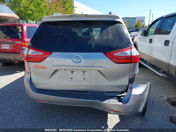 2018 TOYOTA SIENNA LE — I17