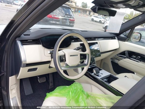 2025 LAND ROVER RANGE ROVER SE