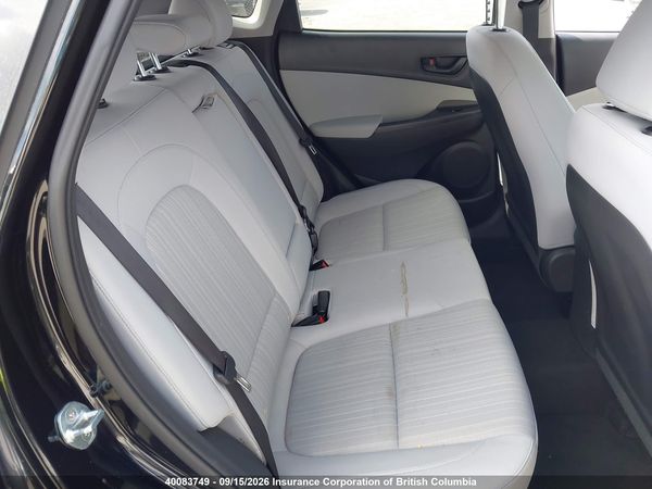 2022 HYUNDAI KONA SEL/SE — I8