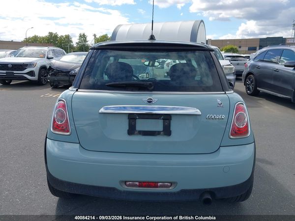 2013 MINI COOPER