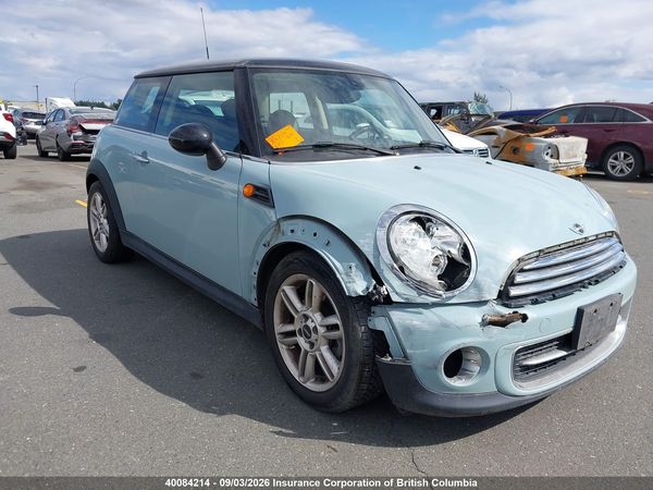 2013 MINI COOPER