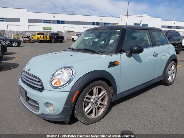 2013 MINI COOPER