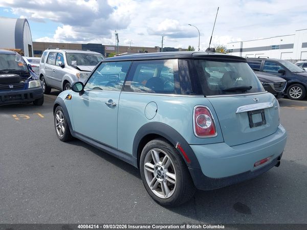 2013 MINI COOPER