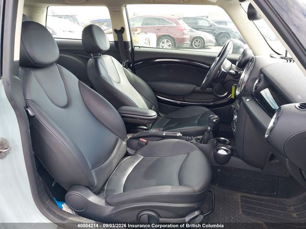 2013 MINI COOPER