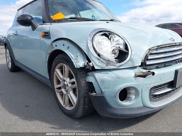2013 MINI COOPER