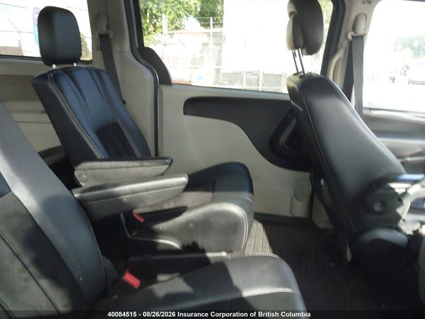 2016 DODGE GRAND CARAVAN SE
