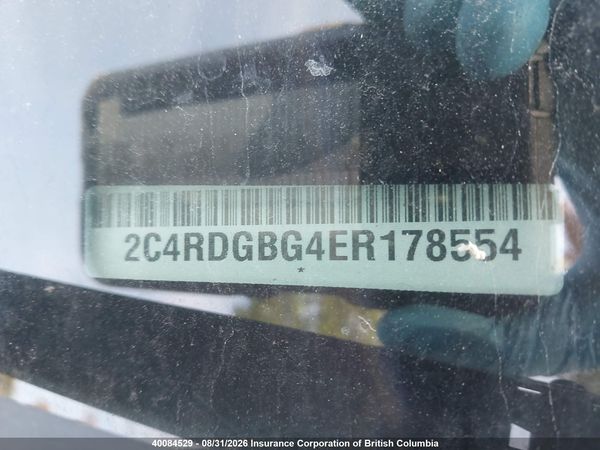2014 DODGE GRAND CARAVAN SE