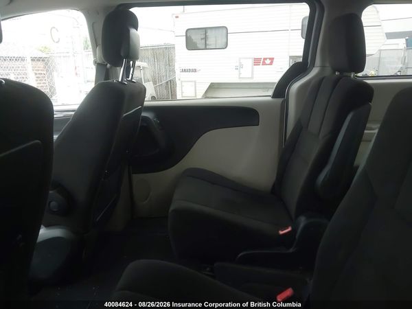 2012 DODGE GRAND CARAVAN SE — I8