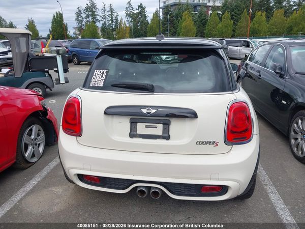 2015 MINI COOPER S