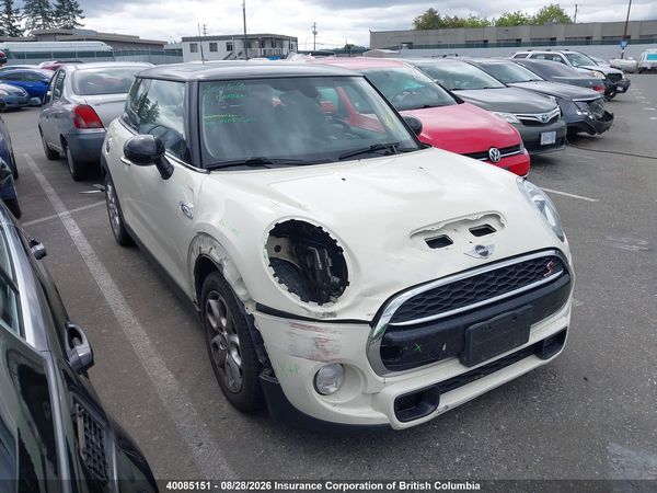 2015 MINI COOPER S