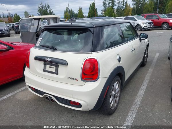 2015 MINI COOPER S