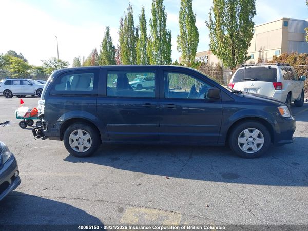 2013 DODGE GRAND CARAVAN SE