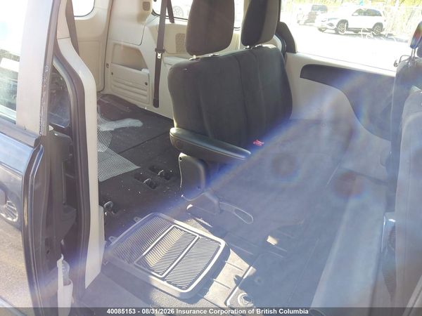 2013 DODGE GRAND CARAVAN SE