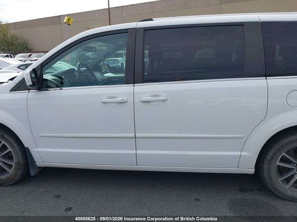 2017 DODGE GRAND CARAVAN SE