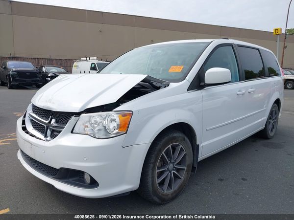 2017 DODGE GRAND CARAVAN SE