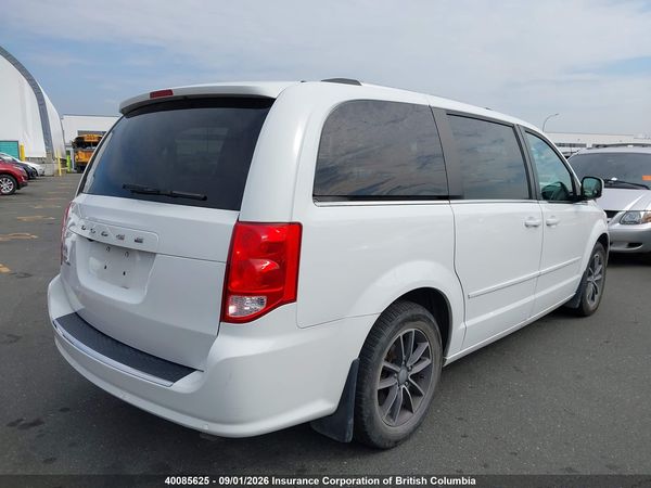 2017 DODGE GRAND CARAVAN SE