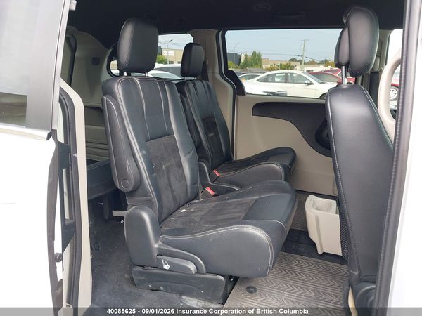 2017 DODGE GRAND CARAVAN SE