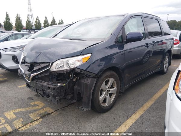 2020 TOYOTA SIENNA LE — I2