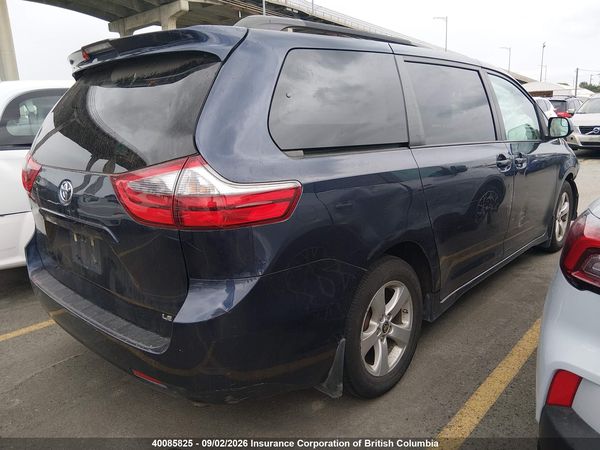 2020 TOYOTA SIENNA LE — I4