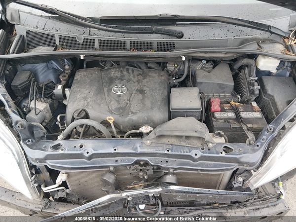 2020 TOYOTA SIENNA LE — I10
