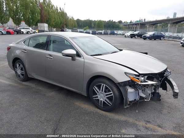 2016 LEXUS ES 300H