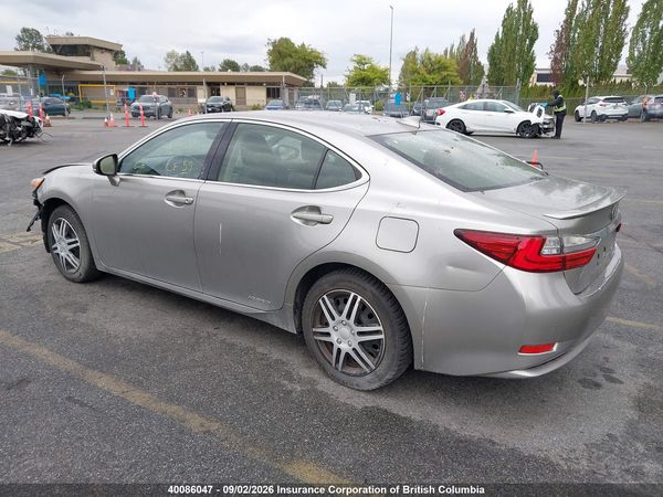2016 LEXUS ES 300H