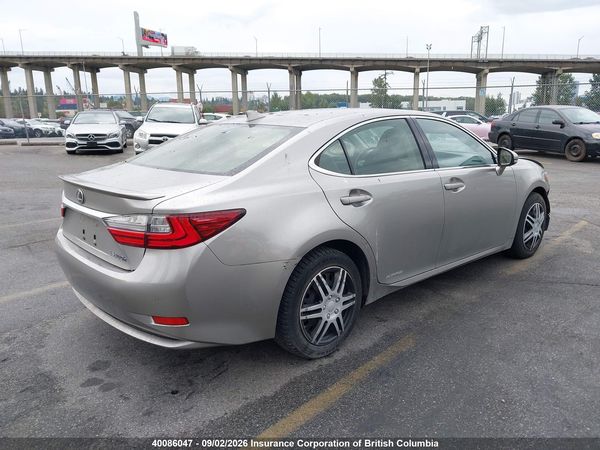 2016 LEXUS ES 300H