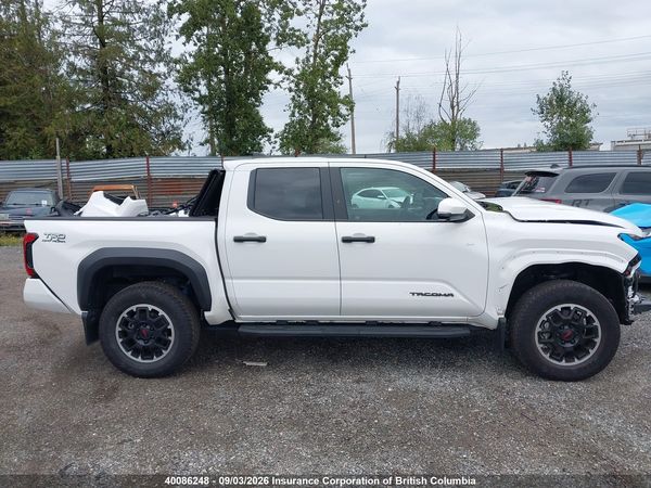 2026 TOYOTA TACOMA 4X4  8A