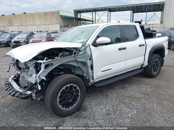 2026 TOYOTA TACOMA 4X4  8A