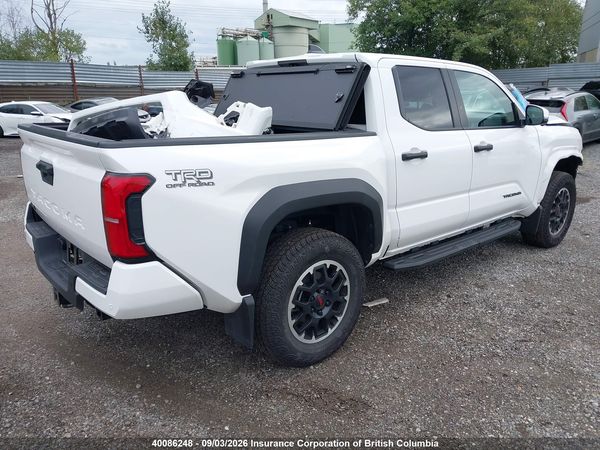 2026 TOYOTA TACOMA 4X4  8A