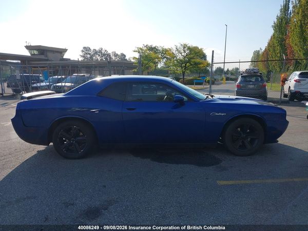 2012 DODGE CHALLENGER SXT plus
