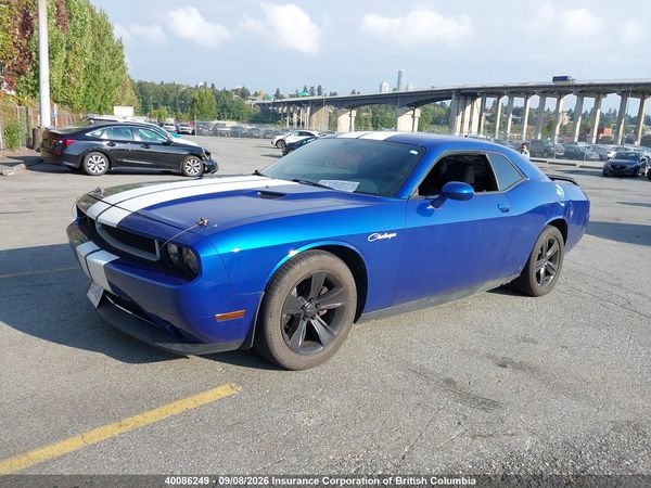 2012 DODGE CHALLENGER SXT plus