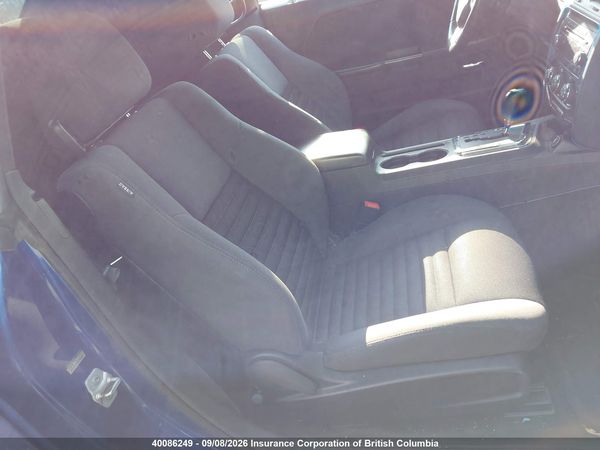 2012 DODGE CHALLENGER SXT plus