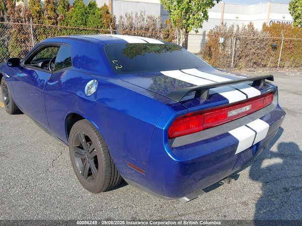 2012 DODGE CHALLENGER SXT plus