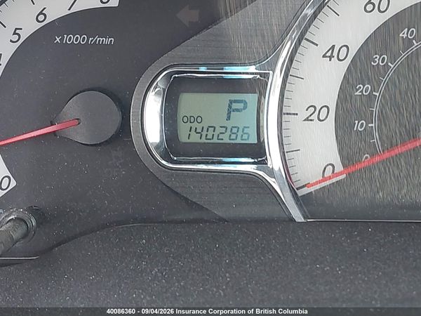 2012 TOYOTA SIENNA SE 8 PASSENGER