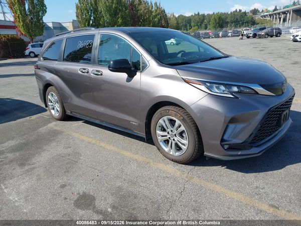 2021 TOYOTA SIENNA XSE 7-PASSENGER — I1