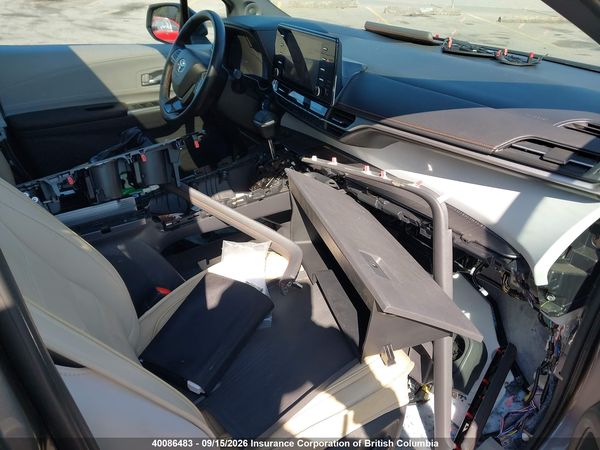 2021 TOYOTA SIENNA XSE 7-PASSENGER — I5