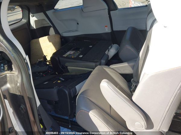 2021 TOYOTA SIENNA XSE 7-PASSENGER — I8