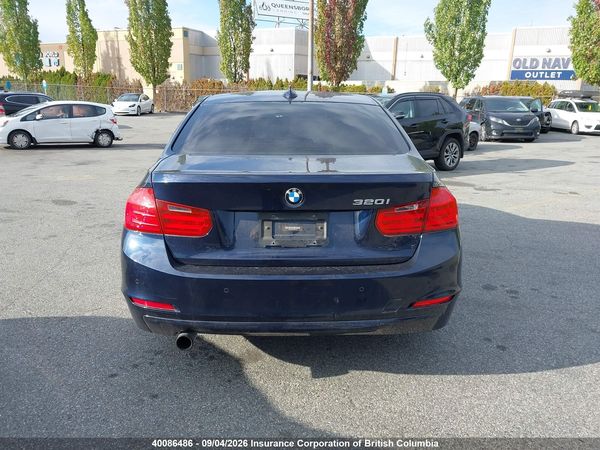 2012 BMW 320I